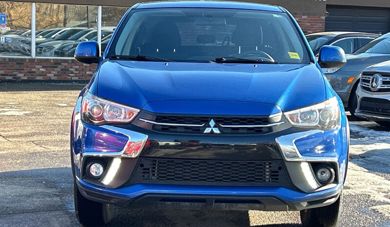 2019 Mitsubishi RVR SE full
