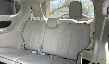 2018 Chrysler Pacifica full