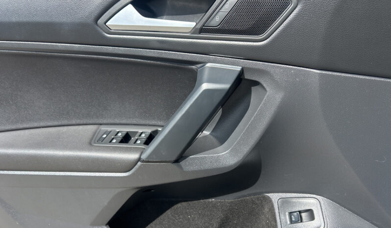 2019 Volkswagen Tiguan full