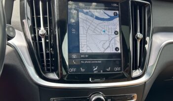 2019 Volvo V60 Cross Country full