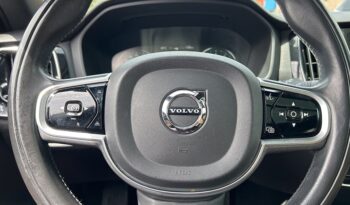 2019 Volvo V60 Cross Country full