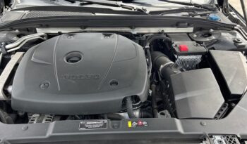 2019 Volvo V60 Cross Country full