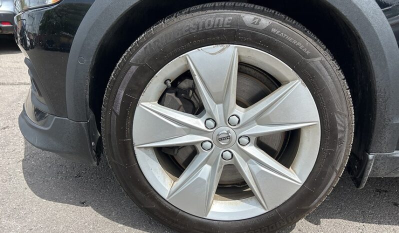 2019 Volvo V60 Cross Country full