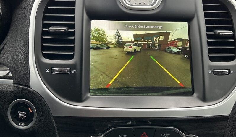 2022 Chrysler 300 full
