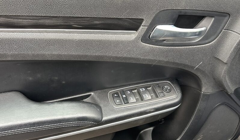2022 Chrysler 300 full