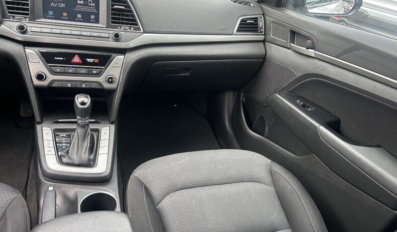 2018 Hyundai Elantra full