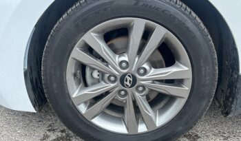 2018 Hyundai Elantra full