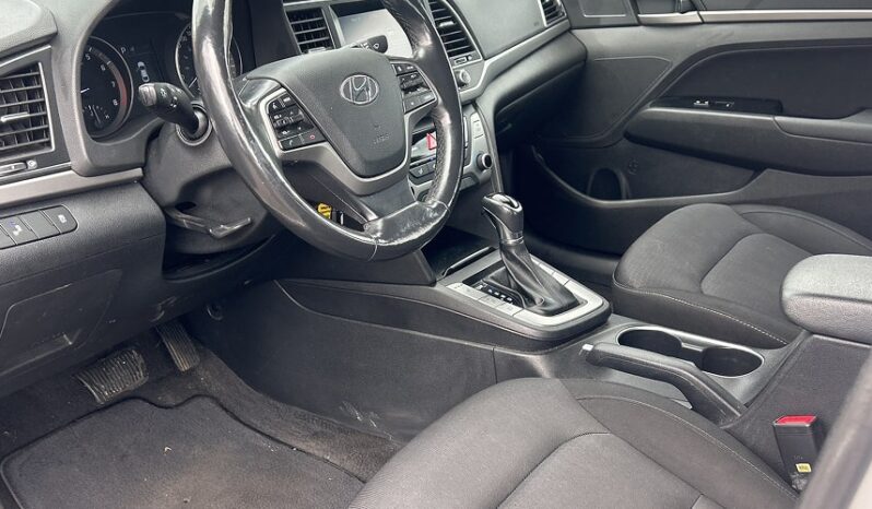 2018 Hyundai Elantra full