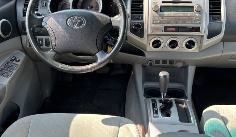2011 Toyota Tacoma full