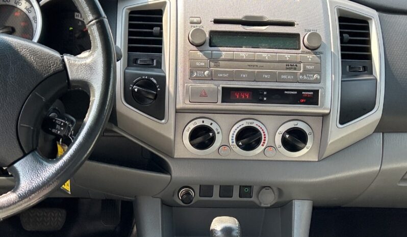 2011 Toyota Tacoma full