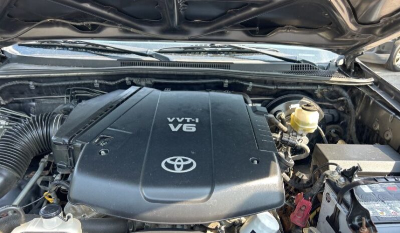 2011 Toyota Tacoma full