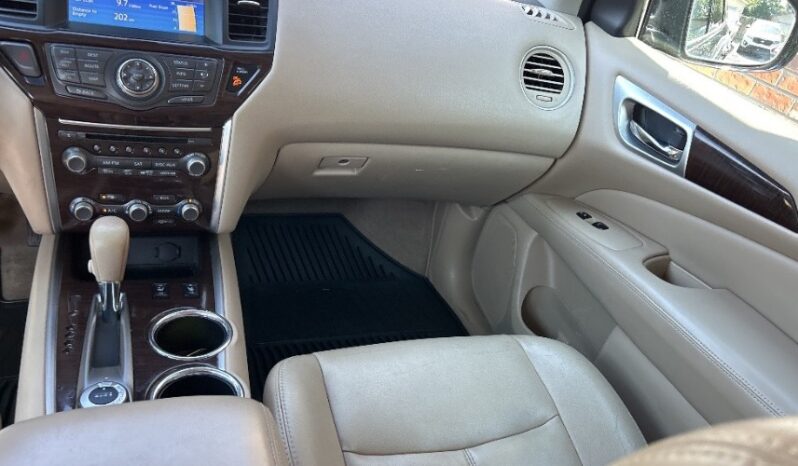 2014 Nissan Pathfinder full