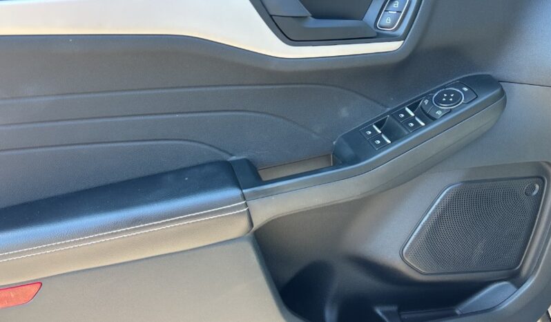 2022 Ford Escape full