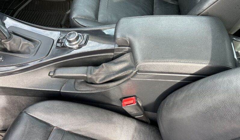 2012 BMW 3 Series full