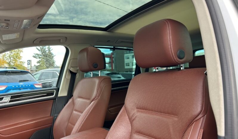 2017 Volkswagen Touareg full