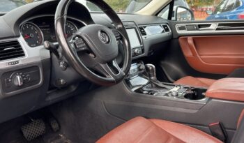 2017 Volkswagen Touareg full