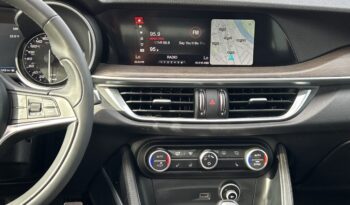 2018 Alfa Romeo Stelvio full