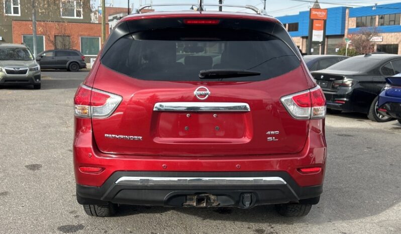 2016 Nissan Pathfinder full