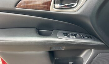 2016 Nissan Pathfinder full