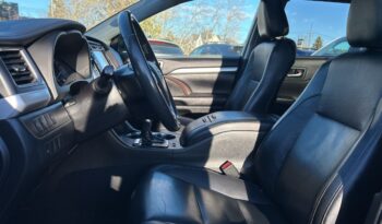 2019 Toyota Highlander full
