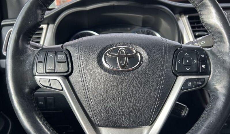 2019 Toyota Highlander full