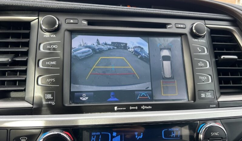 2019 Toyota Highlander full