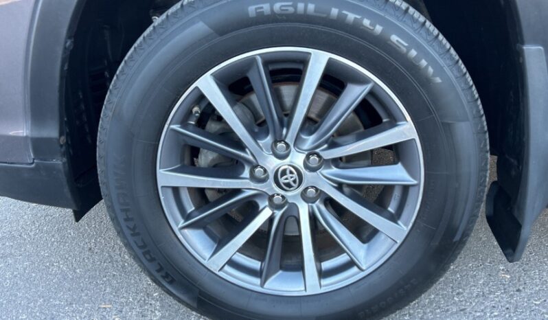 2019 Toyota Highlander full