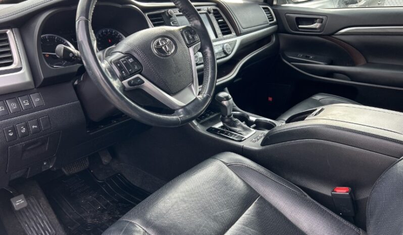 2019 Toyota Highlander full