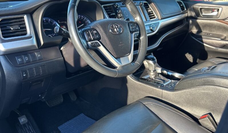 2019 Toyota Highlander full