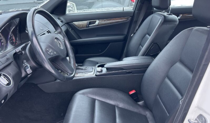 2011 Mercedes-Benz C-Class full
