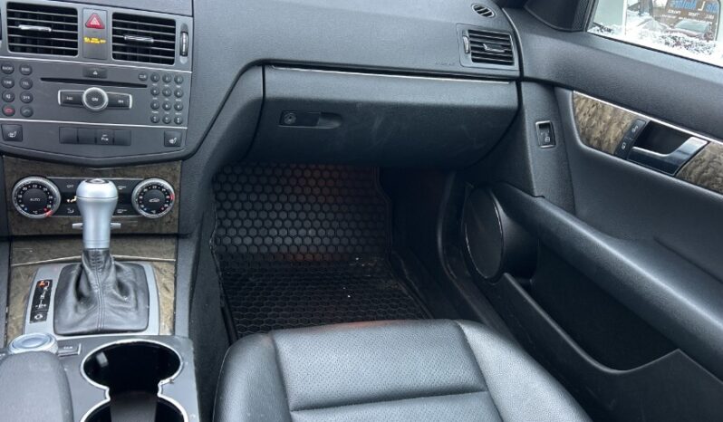 2011 Mercedes-Benz C-Class full