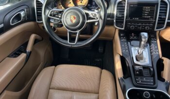 2016 Porsche Cayenne full