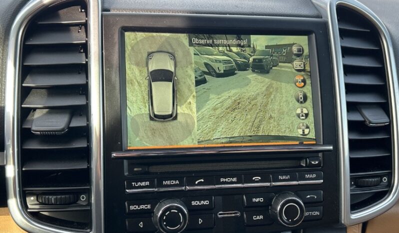 2016 Porsche Cayenne full