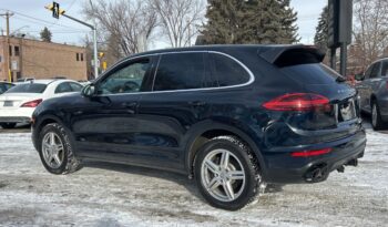 2016 Porsche Cayenne full