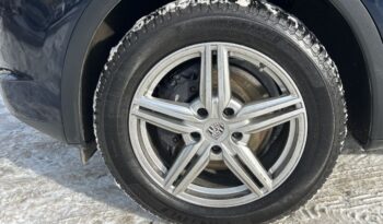 2016 Porsche Cayenne full