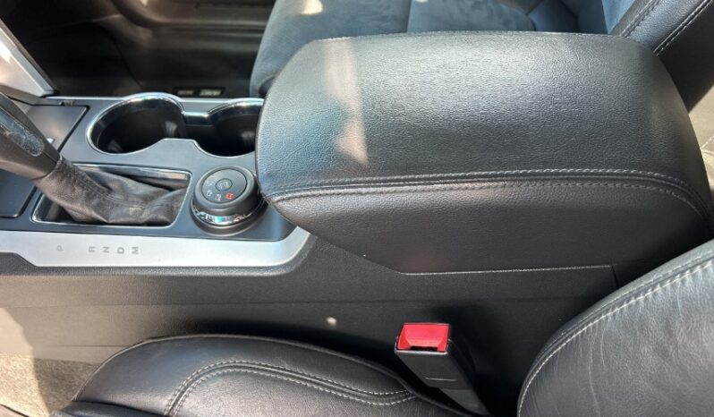 2015 Ford Explorer full