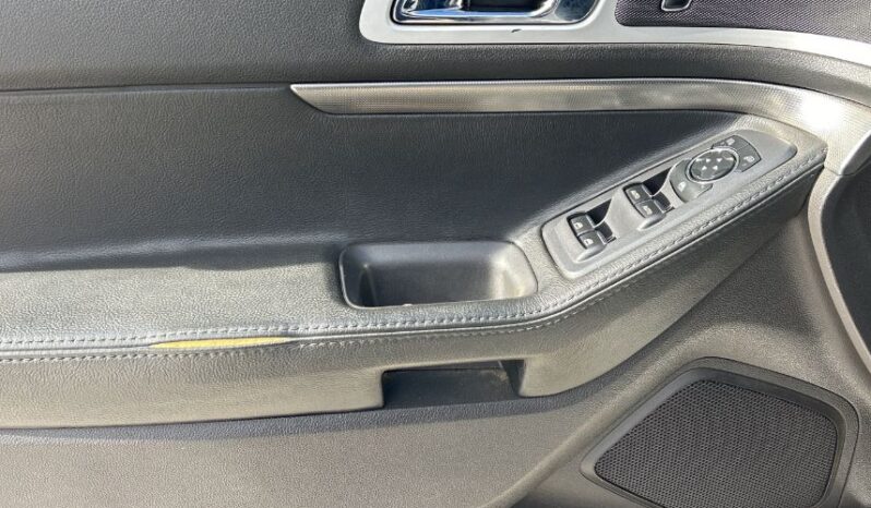 2015 Ford Explorer full