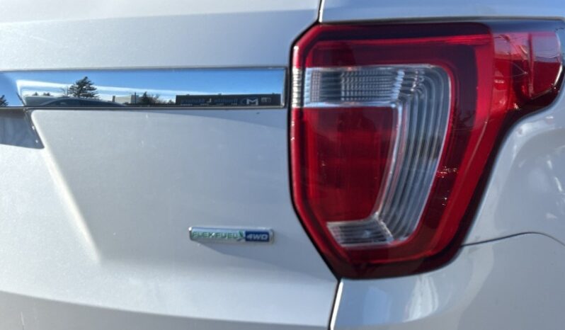 2016 Ford Explorer full