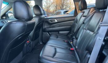 2016 Nissan Pathfinder full