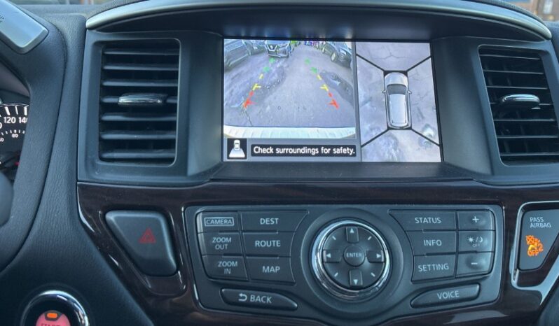 2016 Nissan Pathfinder full