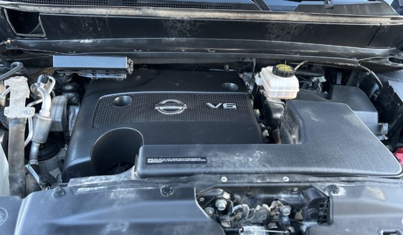 2016 Nissan Pathfinder full