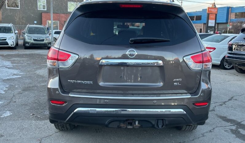 2016 Nissan Pathfinder full