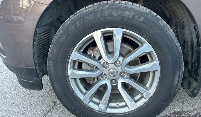 2016 Nissan Pathfinder full