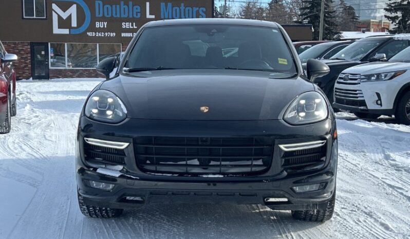 2016 Porsche Cayenne full