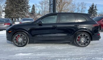 2016 Porsche Cayenne full
