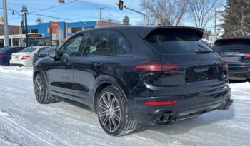 2016 Porsche Cayenne full