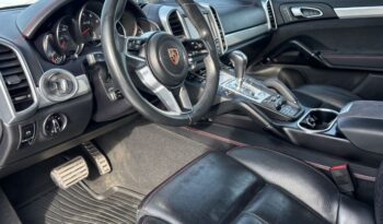 2016 Porsche Cayenne full