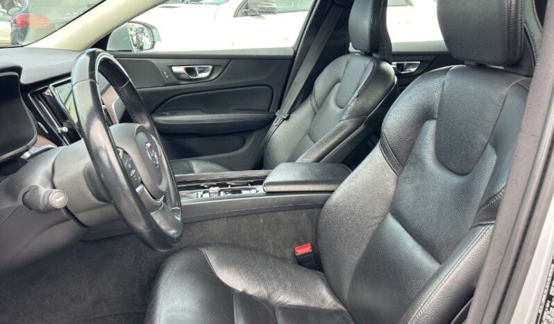2021 Volvo V60 full