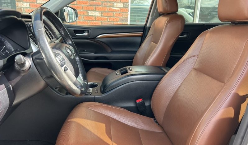 2017 Toyota Highlander full