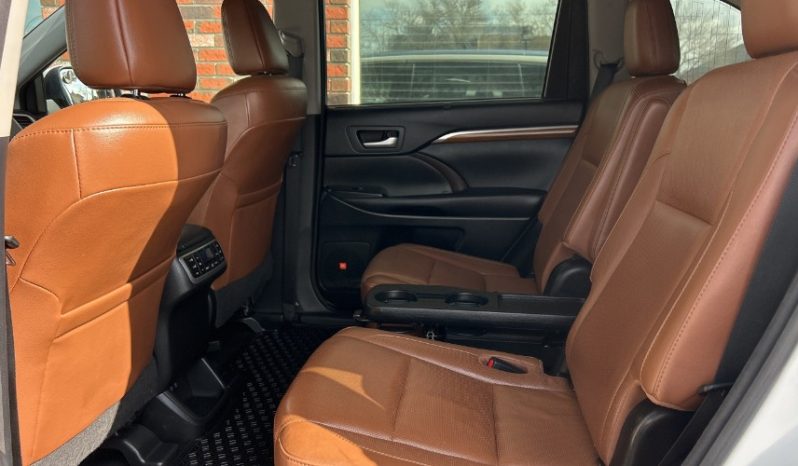 2017 Toyota Highlander full